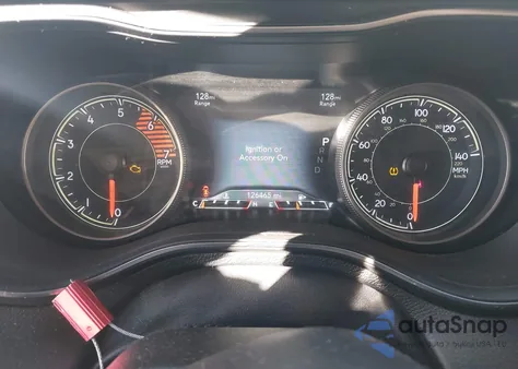 2019 Jeep Cherokee Trailhawk 4X4 из США, поврежденный, VIN 1C4PJMBN8KD376002